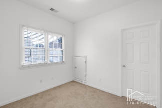 1952 Barrett Knoll Court Northwest**
