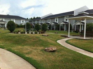 Cedar Creek Townhome!! Available NOW!!