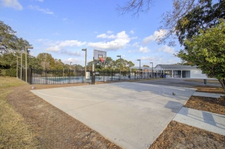 1547 Clark Sound Cir - Available Now.