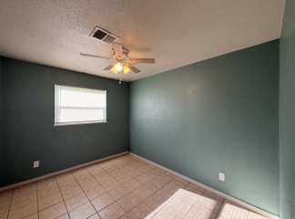 Lovely 4-bedroom home in South OKC!