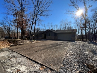 3 Bedroom 2 Full bathroom Home in Bella Vista ****