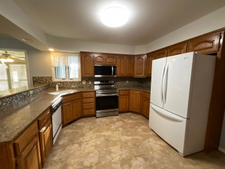 3 Bedroom 2 Full bathroom Home in Bella Vista ****