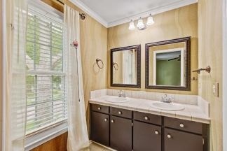 978 Governors Road - Available Now!