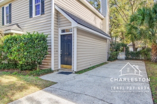 978 Governors Road - **APPLICATION APPROVED - LEASE PENDING**