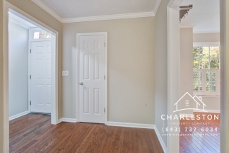 978 Governors Road - **APPLICATION APPROVED - LEASE PENDING**