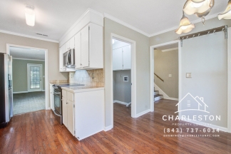 978 Governors Road - **APPLICATION APPROVED - LEASE PENDING**