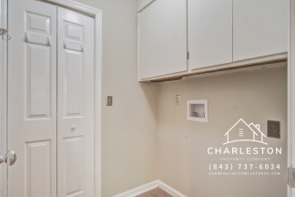 978 Governors Road - **APPLICATION APPROVED - LEASE PENDING**