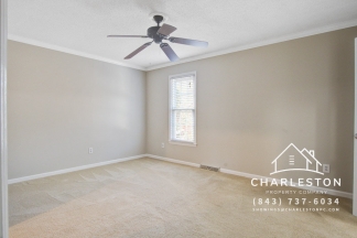 978 Governors Road - **APPLICATION APPROVED - LEASE PENDING**