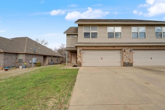 Discover your dream home in Bentonville, AR!