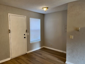 2 Bedrooms 1 1/2 Baths Townhouse Minutes To Downtown Nashville, Tn