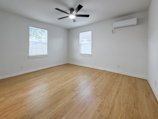 6707 Avenue F - 1