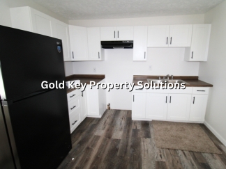 MUNCIE 3 BR 1 BA House with Garage and Covered Porch (SECTION 8 APPROVED)