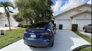 Charming 2-Bed, 2-Bath Townhouse in Wellington