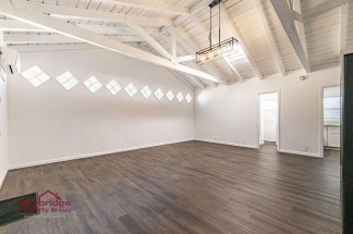 Cozy Chino Studio Retreat: 700 Sq. Ft. with Hardwood Floors & Fireplace!