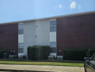 2 Bedroom 1.5 Bath For Rent!!! Coming in February!