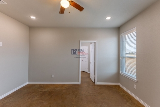 Stylish Glen Rose Home with Open Layout