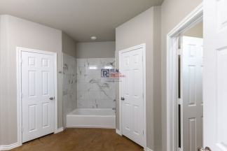 Stylish Glen Rose Home with Open Layout