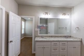 Stylish Glen Rose Home with Open Layout