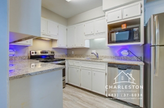 117 Wentworth St Unit B - Available Now!