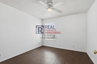 Well-Designed 2 Bedroom Townhome Near Camp Bowie