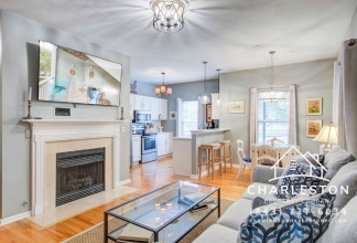 **FULLY FURNISHED TWO BEDROOM CONDO, UTILITIES INCLUDED!**