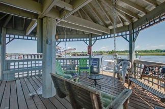 **FULLY FURNISHED TWO BEDROOM CONDO, UTILITIES INCLUDED!**