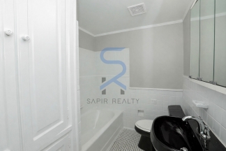 PRICE DROP ALERT! Don’t Miss This Expansive 5BR in Adams Park