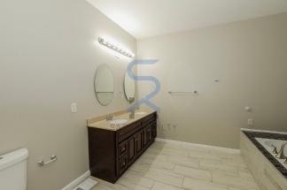 PRICE DROP ALERT! Don’t Miss This Expansive 5BR in Adams Park