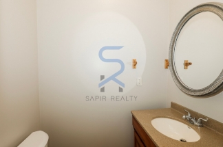 PRICE DROP ALERT! Don’t Miss This Expansive 5BR in Adams Park