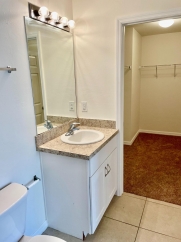 Spacious 4 bed 2 bath Well-Maintained Family Home for Ren