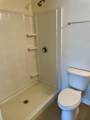 Spacious 4 bed 2 bath Well-Maintained Family Home for Ren