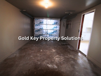 MUNCIE All-Electric 2 BR 1 BA Triplex with Garage (SECTION 8 APPROVED)