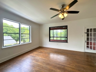 122 Demouy Ave