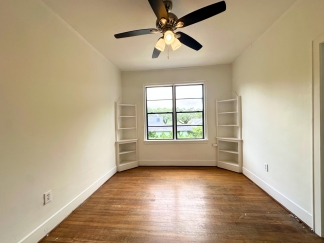 122 Demouy Ave