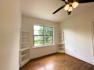 122 Demouy Ave