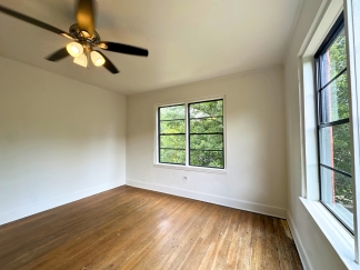 122 Demouy Ave