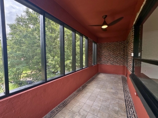 122 Demouy Ave