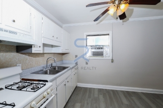 PRE-LEASING: Charming 2-Bedroom Urban Retreat in the Heart of Atlanta – Cozy 800 Sq Ft Gem!