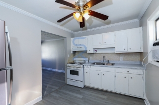 PRE-LEASING: Charming 2-Bedroom Urban Retreat in the Heart of Atlanta – Cozy 800 Sq Ft Gem!