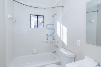 PRE-LEASING: Charming 2-Bedroom Urban Retreat in the Heart of Atlanta – Cozy 800 Sq Ft Gem!