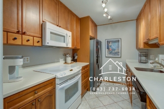 713 Davenport Dr - Available 3/10!