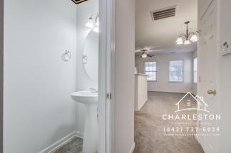 109 Woodward Rd - Available 3/18!