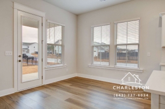 412 Parish Farms Dr - Available 3/18!