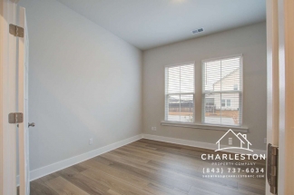 412 Parish Farms Dr - Available 3/18!