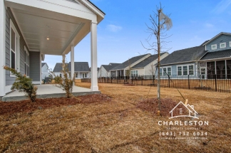 412 Parish Farms Dr - Available 3/18!