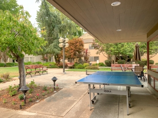 Los Gatos 2 Bedroom Located in a Fabulous Community! 55+ Only