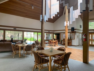 Los Gatos 2 Bedroom Located in a Fabulous Community! 55+ Only