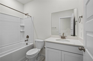 3 Bedroom, 3.5 Bathroom  House for rent located in Fayetteville!