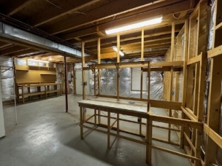 Move In Special 1/2 Off First Full Month with move in by 4/5/2026 - Pet Friendly 4-Bedroom Retreat with Breezeway & Detached Garage & Covered Porches on High Knob Road!