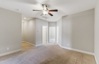 2005 Kings Gate Ln - Available 4/01!